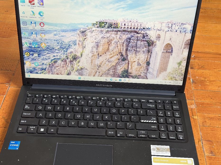Asus     vivobook