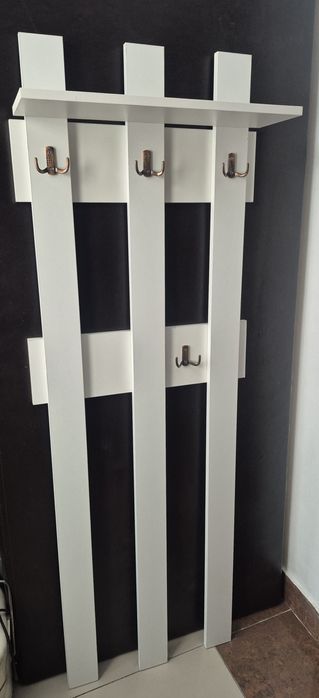 Вешалка настенная для прихожей