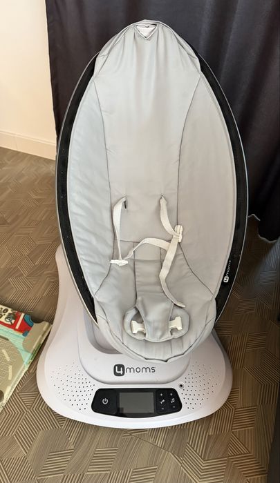 Люлка шезлонг за бебе 4moms