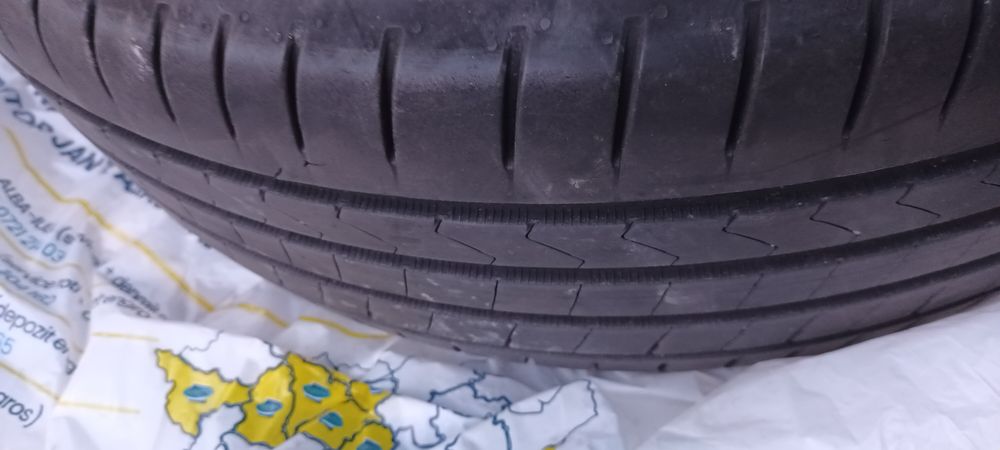 Hankook vară 215/55/R18