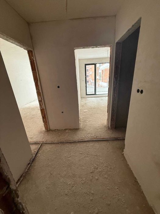 Продава се Двустаен апартамент в Пловдив, Тракия - 70 кв.м за 999 €/кв.м - Снимка #2