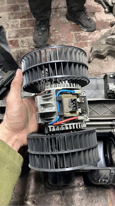 Моторчик печки е38