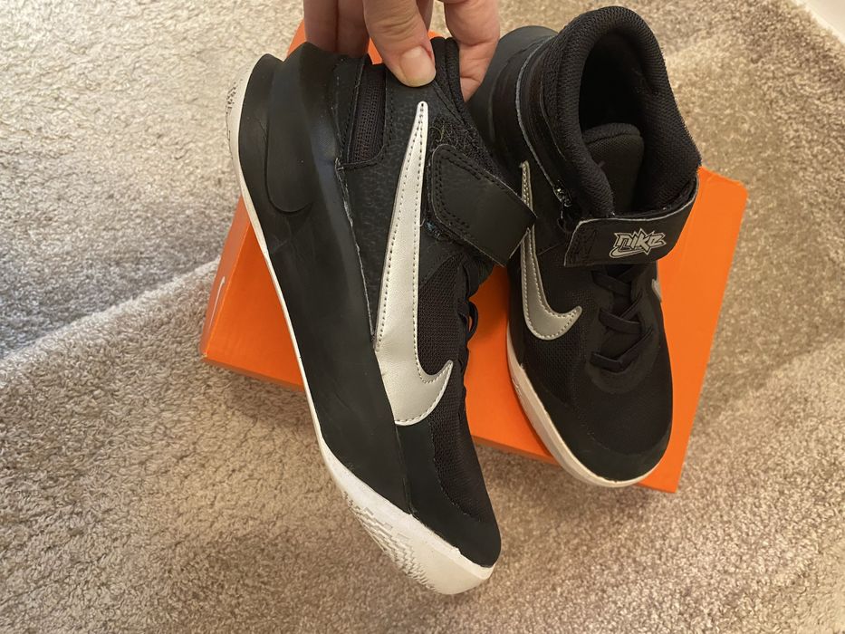 Adidas Nike, marime 37,5