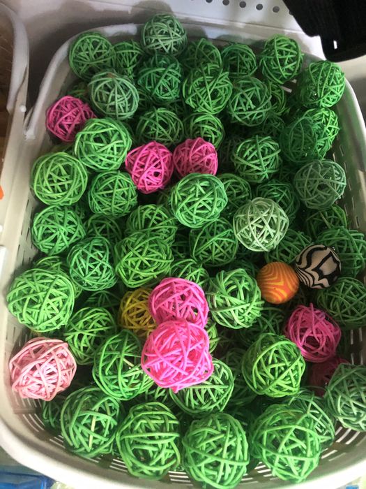 Мячи для собак разные