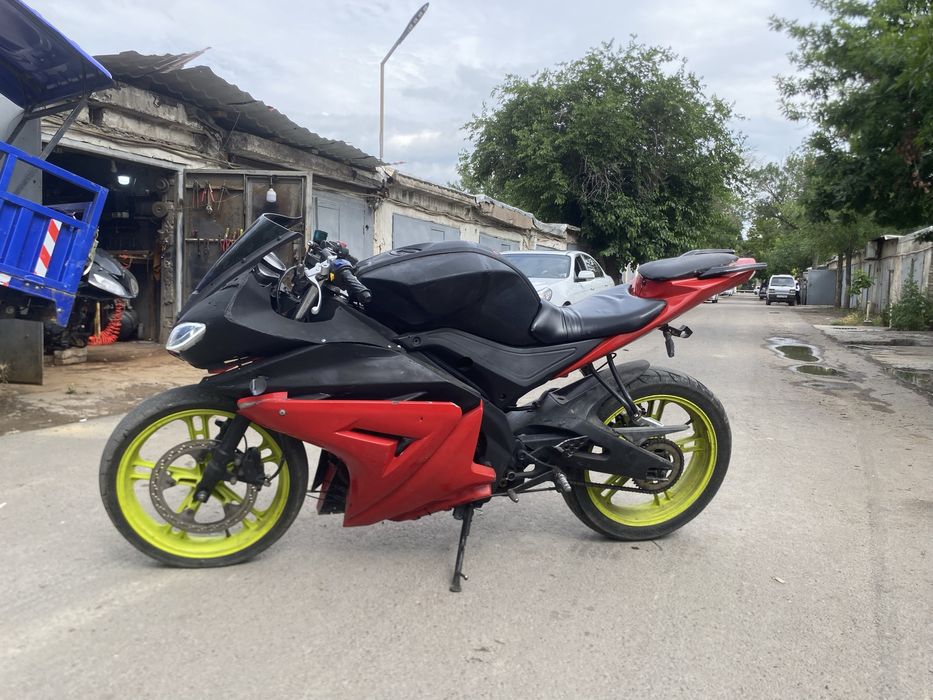 Yamaha r1 250 kub
