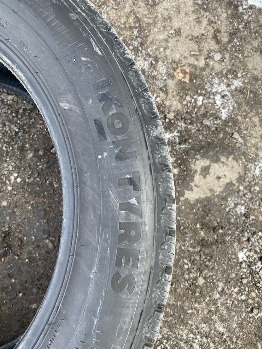 Шины зимниее на кроссовер