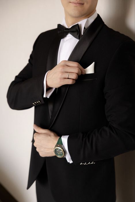 Костюм смокинг черный