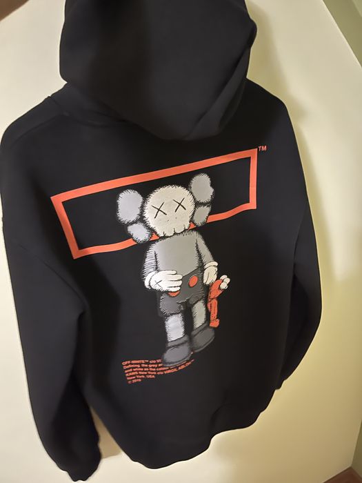 Off-white черно худи