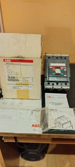 Автоматичен прекъсвач ABB T3N250