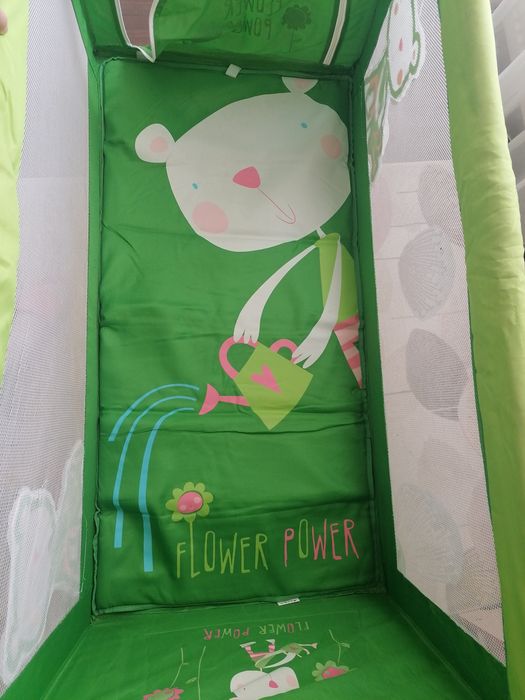 Детска сгъваема кошара -зелена Chipolino на 2 нива