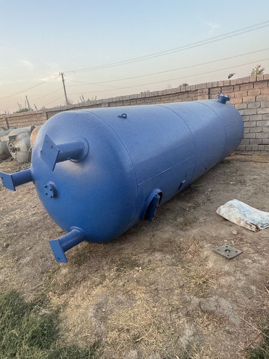 Емкость Цистерна 10куб Ресивер сотилади