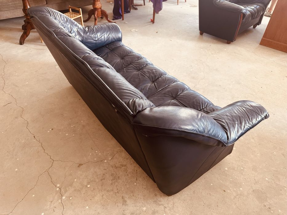 Винтидж кожен диван – италиански дизайн, Natuzzi style, внесен от Швеция