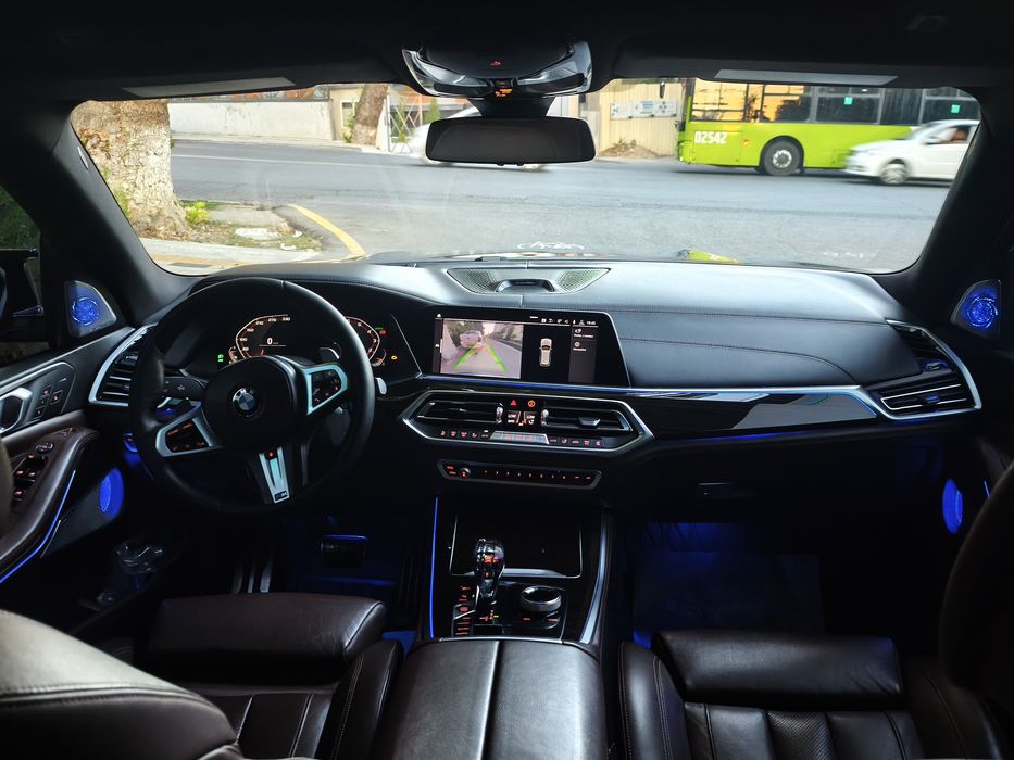 BMW X5 40i 2020.