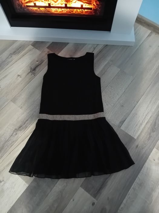 Vând rochie neagră, marimea Xxs( 12-14 ani)