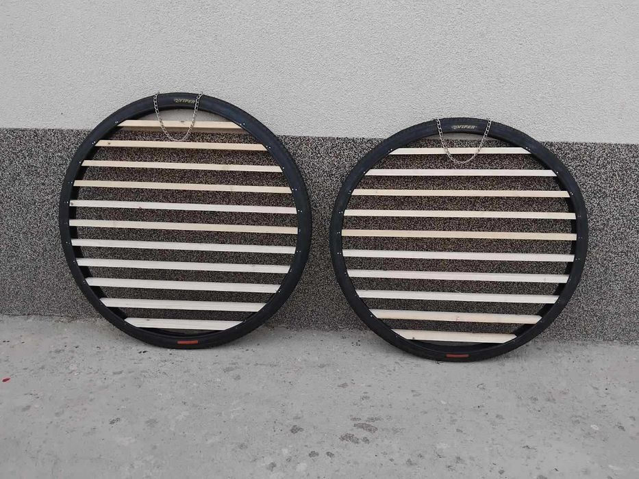 Етажерка рафт за детски колички