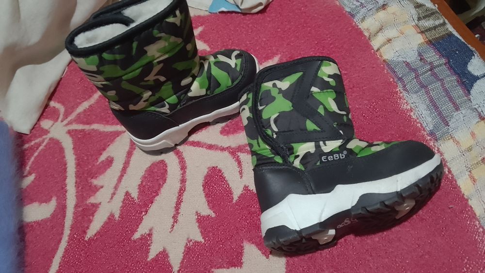 Продам Детскую обувь