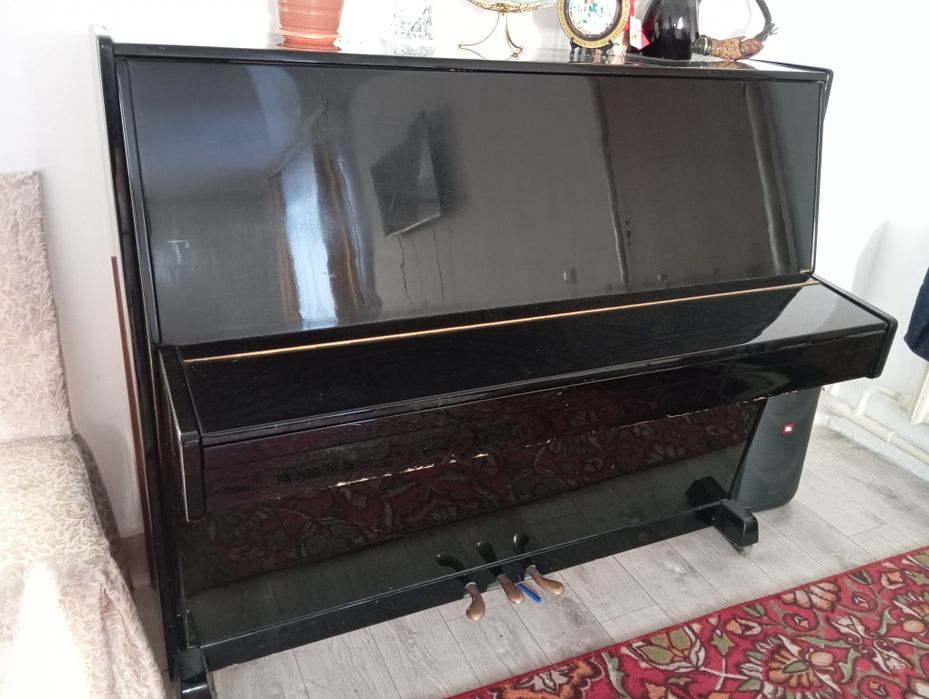 Продам пианино б/у