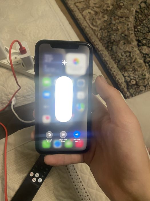 Iphone 11 торг бар