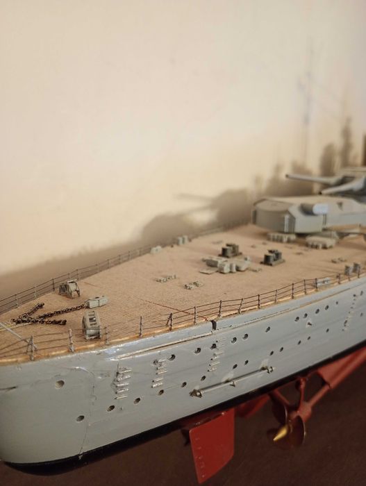 Macheta cuirasat Bismarck