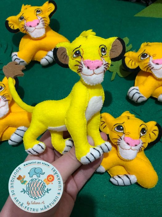 Figurine din fetru pentru lumanari botez