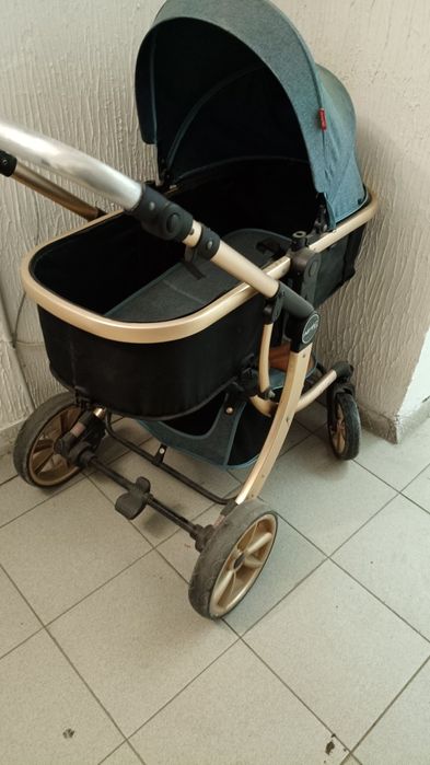 Продается коляска