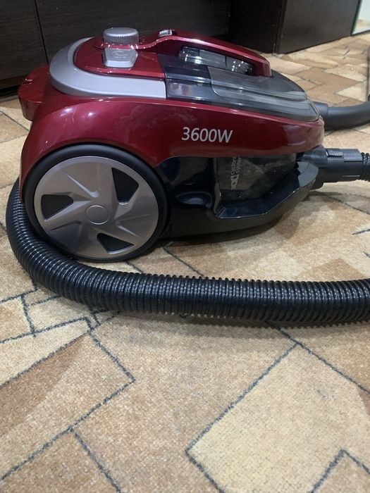 Продам пылесос!!!