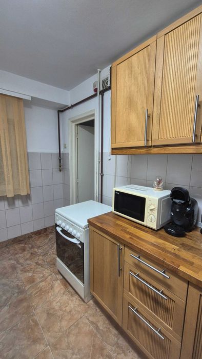 Inchiriat Garsoniera Piata Muncii Bulevardul Decebal 3minute metrou