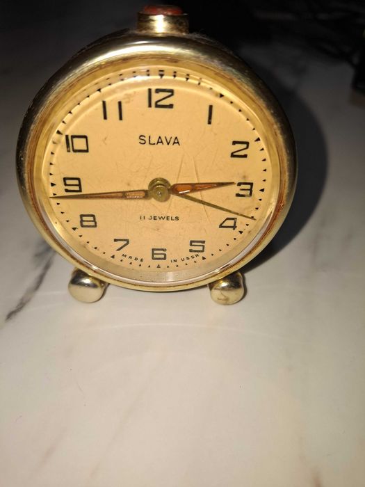 ceas de masă Slava