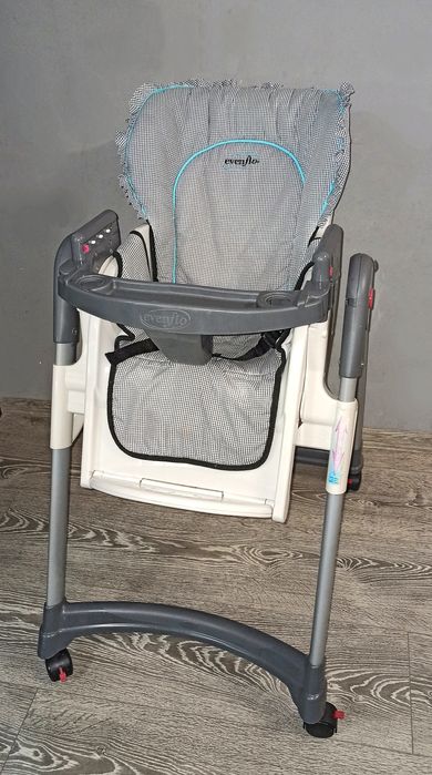 Детско столче за хранене