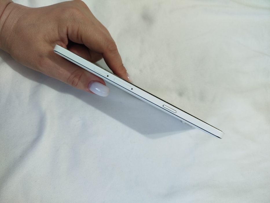 Продам Samsung Galaxy A7