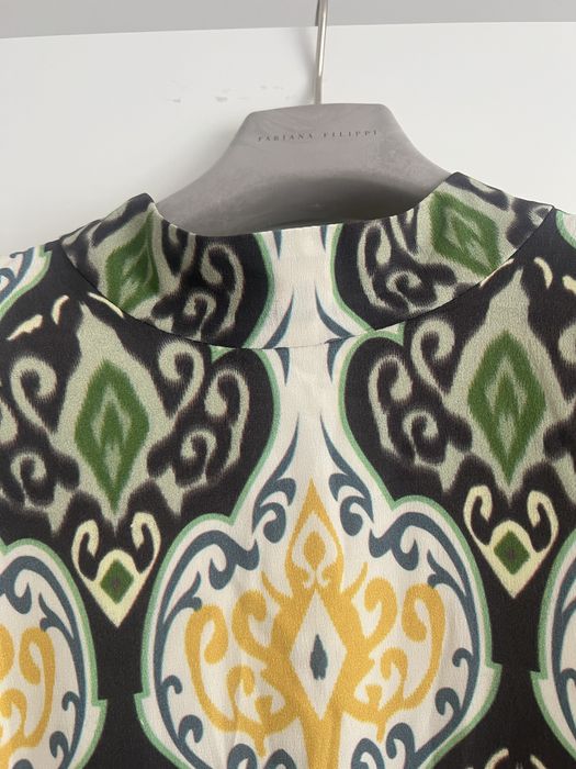 Платье  из 100% шелка, очень нарядное