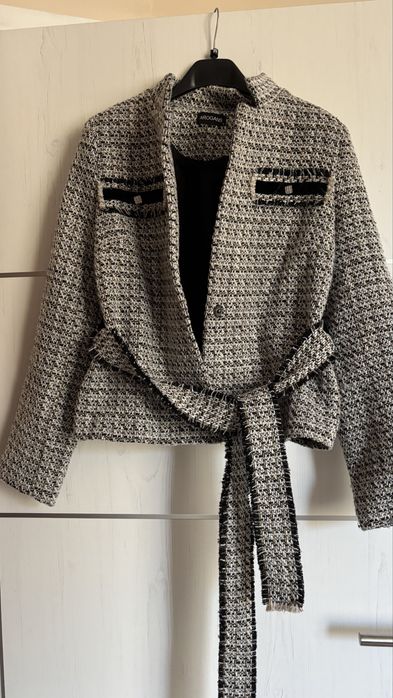 Дамско сако Arogans