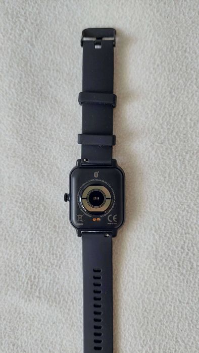 Чисто нов многофункционален смарт часовник "Cellularline"