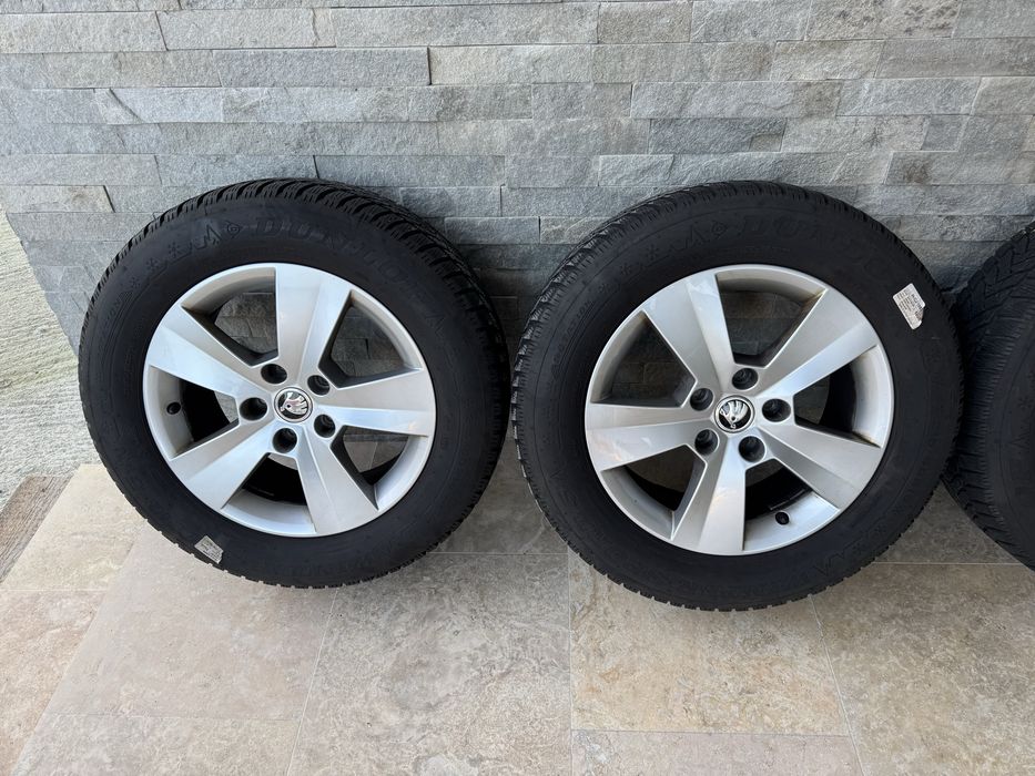 Jante aliaj 16” Skoda,anvelope iarna 215 60 16 Dunlop