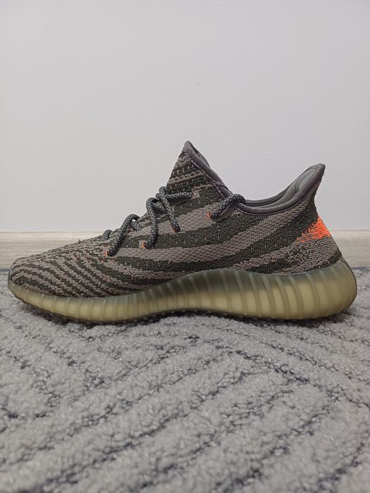 Yeezy Boost 350 V2 Beluga