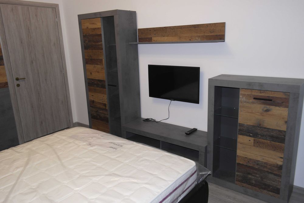 Vanzare apartament 2 camere Cartierul Solar, mobilat, utilat, cu loc de parcare subteran
