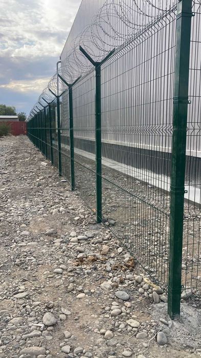 Забор 3D ограждение из сварной сетки