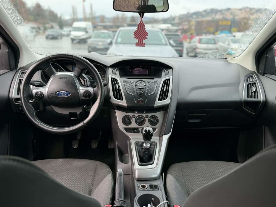 FORD Focus 2013 — imagine 3