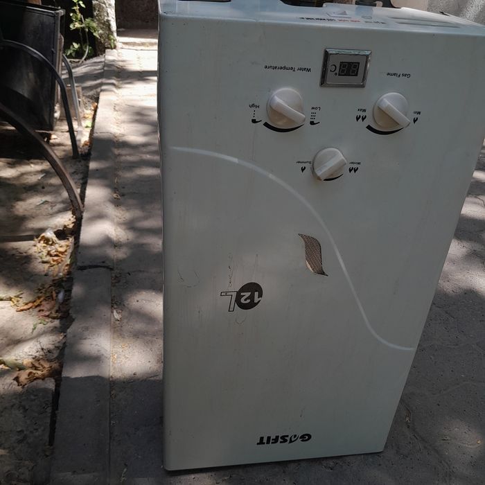 Газовыи водонагреватель