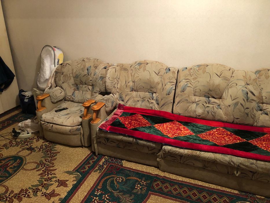 Продам диван б/у