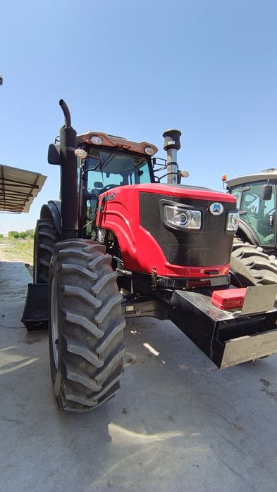 Traktor sotiladi 1604 barter bor
