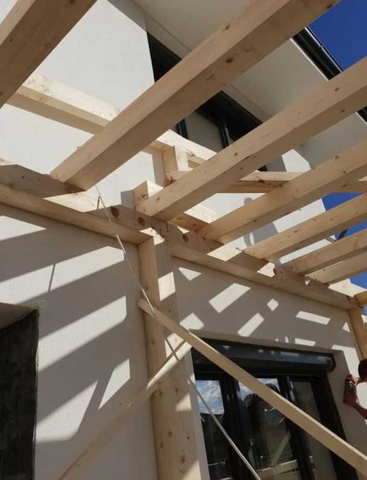 Constructii acoperis nou, sisteme pluviale, reparatii acoperisuri