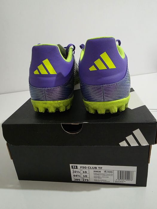 Adidași marca adidas