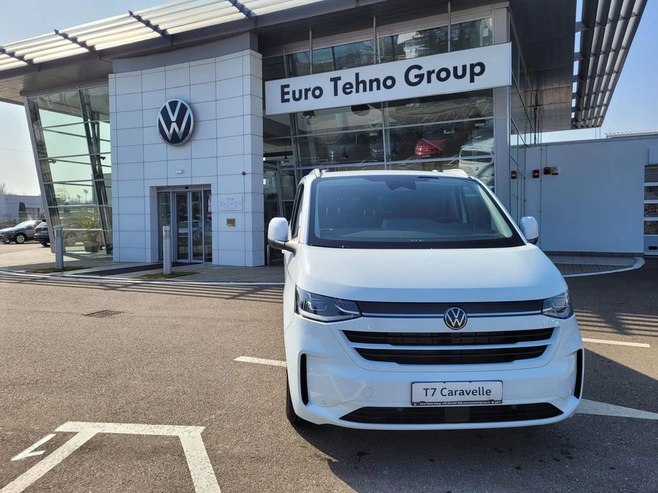 Volkswagen Caravelle Caravelle Style Lung cu 8+1 locuri 150CP M6