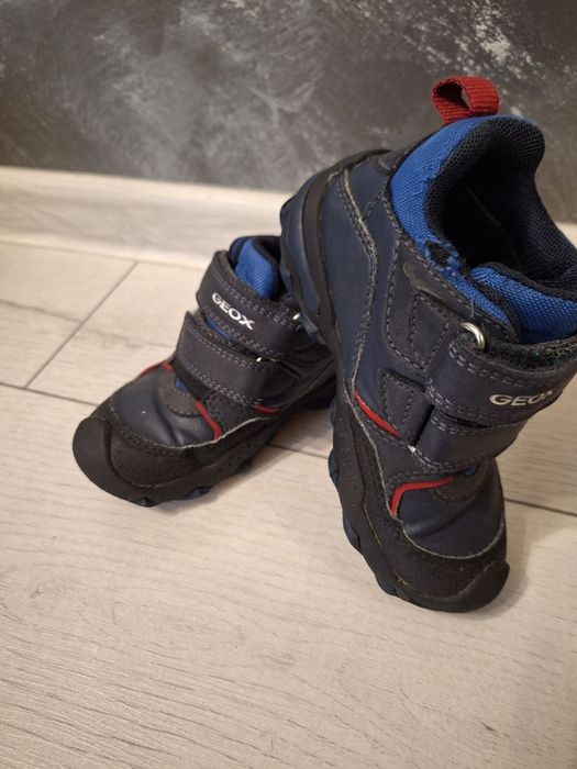 Детски зимни обувки на Geox естествена кожа 26 номер