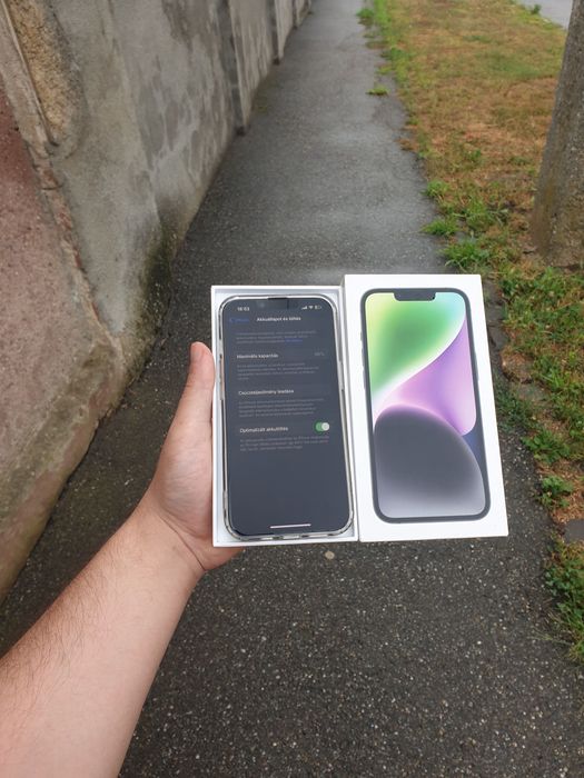 iPhone 14 vând sau schimb