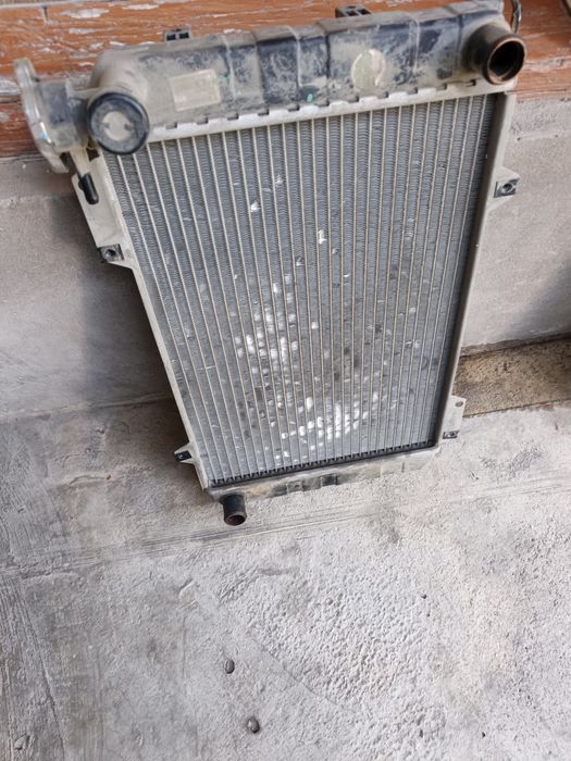 Damas radiator sotiladi