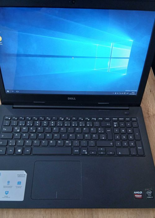 Лаптоп Dell Inspiron 15 5000  i7