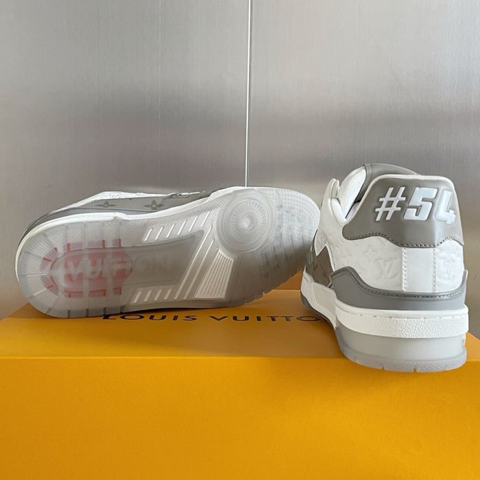 Adidasi Louis Vuitton Calitate Premium