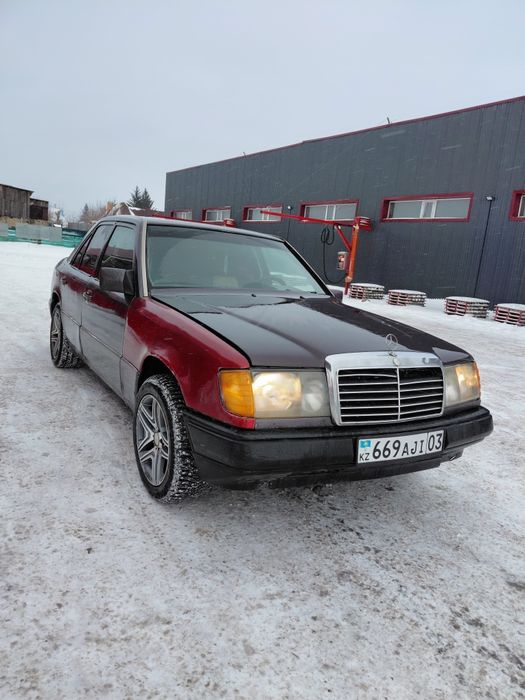 Продам 124 мерседес